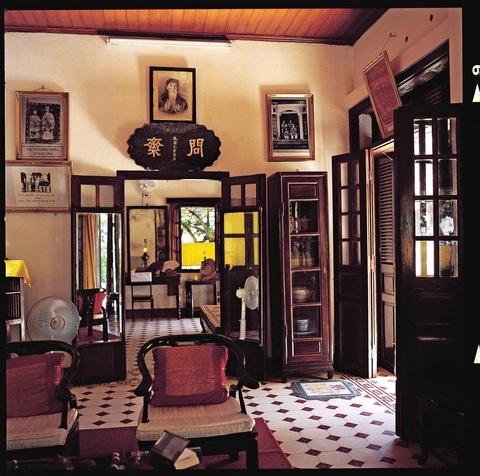 Hai cuộc đoàn viên: Để ký ức được giải phóng - Ảnh 2. Hai cuộc đoàn viên: Để ký ức được giải phóng - Ảnh 2.
