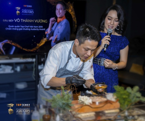 Trải nghiệm ẩm thực đẳng cấp 5 sao của quán quân chinh phục đầu bếp Michelin - Ảnh 4. Trải nghiệm ẩm thực đẳng cấp 5 sao của quán quân chinh phục đầu bếp Michelin - Ảnh 4.