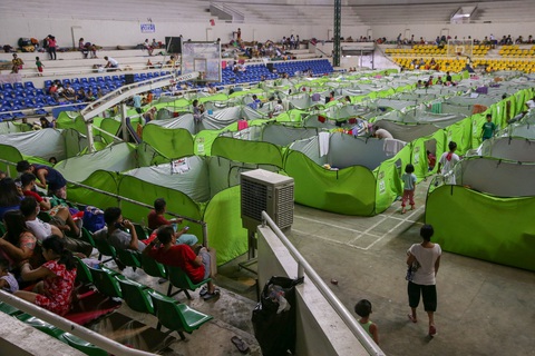 Thú cưng, gia súc, gia cầm được giải cứu và di tản vì tro núi lửa ở Philippines - Ảnh 7. Thú cưng, gia súc, gia cầm được giải cứu và di tản vì tro núi lửa ở Philippines - Ảnh 7.