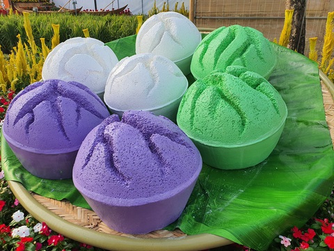 Đường hoa Cần Thơ năm nay sẽ Xuân này hơn hẳn mấy xuân qua - Ảnh 11. Đường hoa Cần Thơ năm nay sẽ Xuân này hơn hẳn mấy xuân qua - Ảnh 11.
