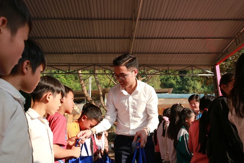 “Tết này có thịt, có tiền mua quần áo mới...” - Ảnh 4. “Tết này có thịt, có tiền mua quần áo mới...” - Ảnh 4.