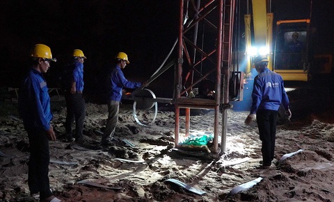Công trường cao tốc Trung Lương - Mỹ Thuận thi công xuyên Tết - Ảnh 3. Công trường cao tốc Trung Lương - Mỹ Thuận thi công xuyên Tết - Ảnh 3.