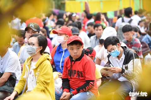 Chuyến xe thanh niên công nhân lăn bánh chở theo niềm vui hội ngộ - Ảnh 5. Chuyến xe thanh niên công nhân lăn bánh chở theo niềm vui hội ngộ - Ảnh 5.