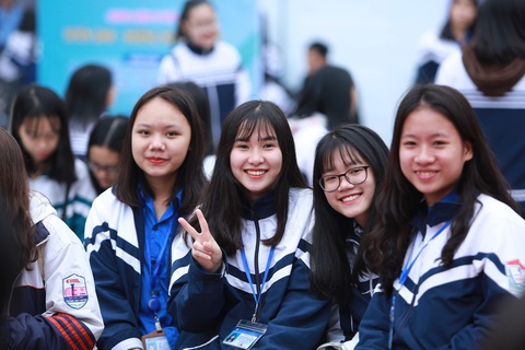 Hỗ trợ sinh viên sư phạm: Không cần giúp tiền, chỉ cần hỗ trợ đầu ra? - Ảnh 1. Hỗ trợ sinh viên sư phạm: Không cần giúp tiền, chỉ cần hỗ trợ đầu ra? - Ảnh 1.