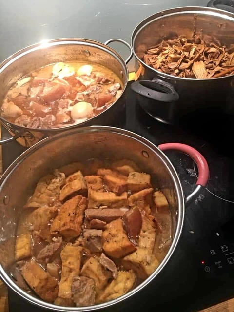 Người mẹ Việt truyền lửa Tết cho con ở trời Tây - Ảnh 13. Người mẹ Việt truyền lửa Tết cho con ở trời Tây - Ảnh 13.