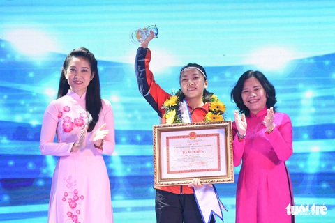 Tuyên dương 12 công dân trẻ TP.HCM: tuổi trẻ tài cao, bản lĩnh - Ảnh 7. Tuyên dương 12 công dân trẻ TP.HCM: tuổi trẻ tài cao, bản lĩnh - Ảnh 7.