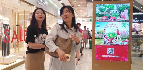 Quảng cáo bạc tỉ tràn ngập khắp nơi dịp Tết Canh Tý - Ảnh 1. Quảng cáo bạc tỉ tràn ngập khắp nơi dịp Tết Canh Tý - Ảnh 1.