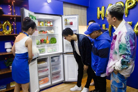 Khoảnh khắc vượt trội mùa lễ hội cùng các gia đình trẻ với hộp quà Aqua - Ảnh 5. Khoảnh khắc vượt trội mùa lễ hội cùng các gia đình trẻ với hộp quà Aqua - Ảnh 5.