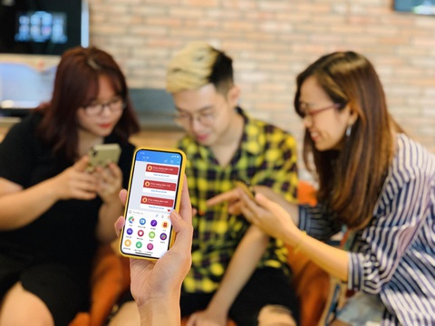 Thoát nỗi ám ảnh ATM quá tải dịp tết nhờ chuyển tiền qua chat - Ảnh 2. Thoát nỗi ám ảnh ATM quá tải dịp tết nhờ chuyển tiền qua chat - Ảnh 2.