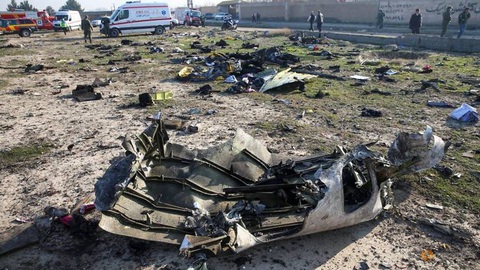 Iran xác nhận máy bay Ukraine trúng hai tên lửa Tor - Ảnh 1. Iran xác nhận máy bay Ukraine trúng hai tên lửa Tor - Ảnh 1.
