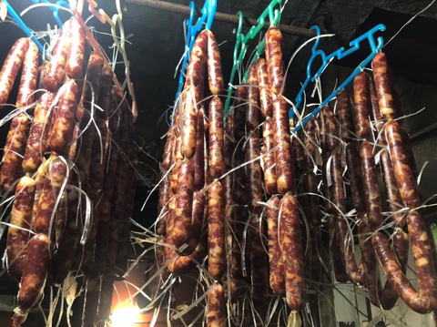 Lạp sườn hun khói, ngon vô đối của vùng Tây Bắc - Ảnh 1. Lạp sườn hun khói, ngon vô đối của vùng Tây Bắc - Ảnh 1.