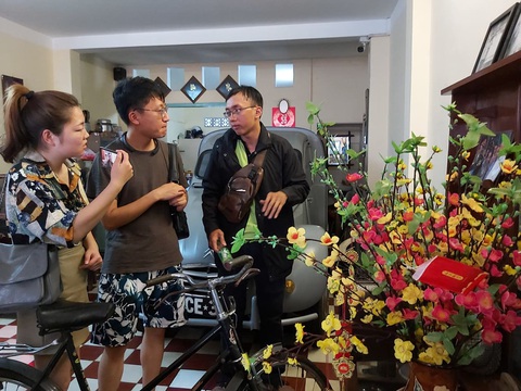 Khuyến cáo không tổ chức tour đến vùng có nguy cơ lây virút corona - Ảnh 1. Khuyến cáo không tổ chức tour đến vùng có nguy cơ lây virút corona - Ảnh 1.