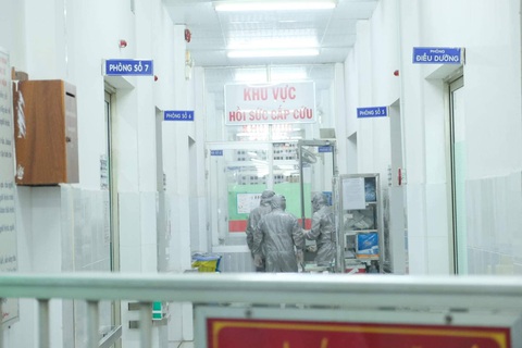 2 ca nhiễm virút corona đầu tiên ở Việt Nam tại Bệnh viện Chợ Rẫy là người Trung Quốc - Ảnh 1. 2 ca nhiễm virút corona đầu tiên ở Việt Nam tại Bệnh viện Chợ Rẫy là người Trung Quốc - Ảnh 1.