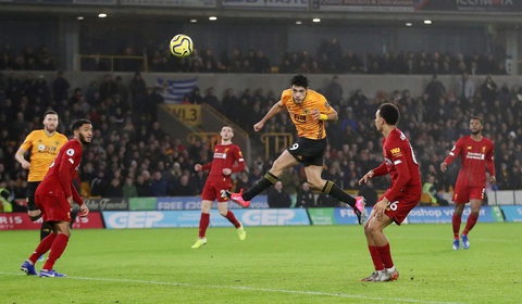 Thắng sát nút Wolverhampton 2-1, Liverpool duy trì mạch bất bại - Ảnh 2. Thắng sát nút Wolverhampton 2-1, Liverpool duy trì mạch bất bại - Ảnh 2.