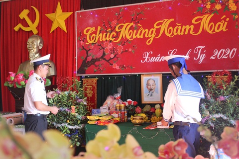 Chiều 30 tết ở Trường Sa - Ảnh 1. Chiều 30 tết ở Trường Sa - Ảnh 1.
