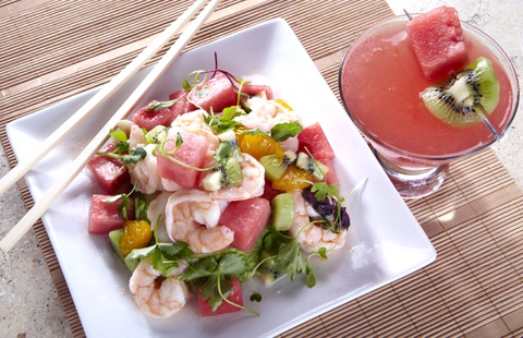 Úy mèn ơi, dưa hấu mà chua cay mặn ngọt, ngon lạ lùng - Ảnh 3. Úy mèn ơi, dưa hấu mà chua cay mặn ngọt, ngon lạ lùng - Ảnh 3.