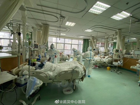 Bác sĩ đầu tiên ở bệnh viện Hồ Bắc chết vì virus corona - Ảnh 1. Bác sĩ đầu tiên ở bệnh viện Hồ Bắc chết vì virus corona - Ảnh 1.