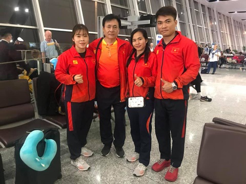 Lên đường đúng thời khắc giao thừa, đội tuyển cử tạ đặt mục tiêu đến Olympic - Ảnh 1. Lên đường đúng thời khắc giao thừa, đội tuyển cử tạ đặt mục tiêu đến Olympic - Ảnh 1.
