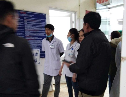 Tối mùng 2 tết, ba mẹ con gục trên vũng máu sau 3 tiếng nổ - Ảnh 1. Tối mùng 2 tết, ba mẹ con gục trên vũng máu sau 3 tiếng nổ - Ảnh 1.