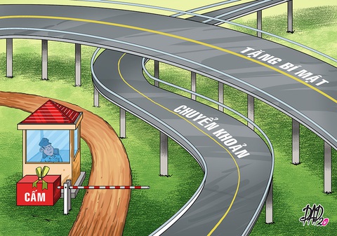 Ngăn biến tướng quà biếu: Bàn nhiều rồi làm được bao nhiêu? - Ảnh 1. Ngăn biến tướng quà biếu: Bàn nhiều rồi làm được bao nhiêu? - Ảnh 1.