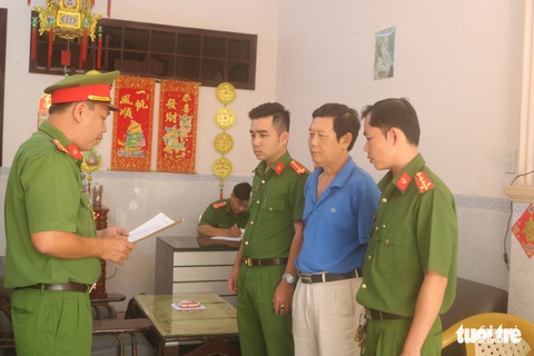 Bắt 2 cò đất cấu kết với cán bộ gây thất thoát gần 120 tỉ đồng - Ảnh 2. Bắt 2 cò đất cấu kết với cán bộ gây thất thoát gần 120 tỉ đồng - Ảnh 2.