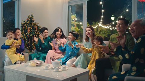Đón tết lớn với 5 món quà ý nghĩa cho bố mẹ - Ảnh 1. Đón tết lớn với 5 món quà ý nghĩa cho bố mẹ - Ảnh 1.