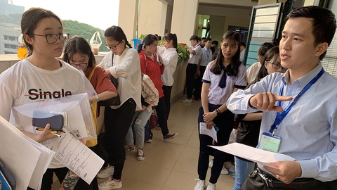 Công bố trúng tuyển sớm: Lợi cả đôi bên - Ảnh 1. Công bố trúng tuyển sớm: Lợi cả đôi bên - Ảnh 1.
