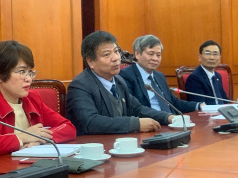 Khẩn trương nghiên cứu bộ chẩn đoán phát hiện và văcxin phòng corona - Ảnh 2. Khẩn trương nghiên cứu bộ chẩn đoán phát hiện và văcxin phòng corona - Ảnh 2.