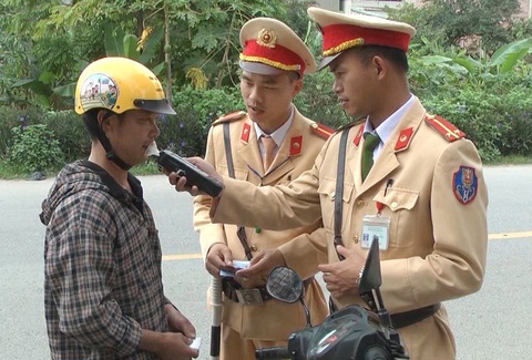 Tin sáng 3-9: Gần 29.000 lượt người vào lăng viếng Bác trong ngày Quốc khánh 2-9 - Ảnh 4. Tin sáng 3-9: Gần 29.000 lượt người vào lăng viếng Bác trong ngày Quốc khánh 2-9 - Ảnh 4.