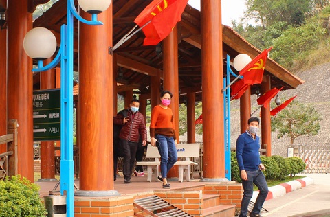 Dịch corona ngày 31-1: 213 người chết, Nga có 2 ca nhiễm đầu tiên - Ảnh 2. Dịch corona ngày 31-1: 213 người chết, Nga có 2 ca nhiễm đầu tiên - Ảnh 2.
