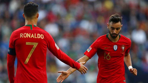 Bruno Fernandes đến nhà hát để gánh những giấc mơ - Ảnh 1. Bruno Fernandes đến nhà hát để gánh những giấc mơ - Ảnh 1.