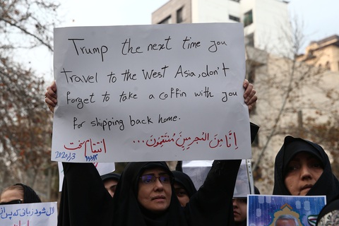Ông Trump nói việc giết tướng Iran để tránh chiến tranh - Ảnh 1. Ông Trump nói việc giết tướng Iran để tránh chiến tranh - Ảnh 1.