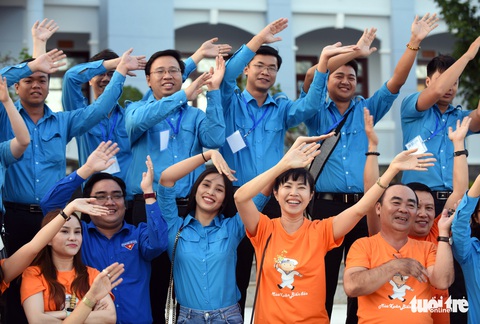 Mùa xuân biển đảo lần 9: Bên vịnh Phan Thiết, bâng khuâng nhớ Trường Sa - Ảnh 6. Mùa xuân biển đảo lần 9: Bên vịnh Phan Thiết, bâng khuâng nhớ Trường Sa - Ảnh 6.