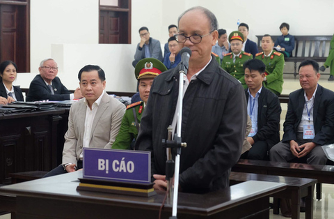 Viện kiểm sát: Cựu chủ tịch xây dựng cơ chế trái pháp luật cho riêng Đà Nẵng? - Ảnh 1. Viện kiểm sát: Cựu chủ tịch xây dựng cơ chế trái pháp luật cho riêng Đà Nẵng? - Ảnh 1.