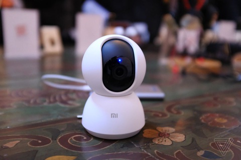 Lỗi coi lén ảnh người khác khiến camera của Xiaomi bị Google vô hiệu hóa - Ảnh 1. Lỗi coi lén ảnh người khác khiến camera của Xiaomi bị Google vô hiệu hóa - Ảnh 1.