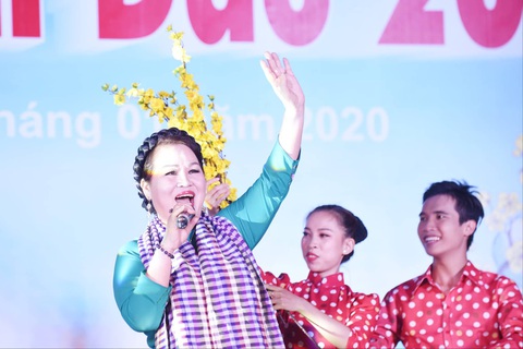 Mùa xuân biển đảo 2020: Những chiến sĩ tuổi đôi mươi khoe tài hát, nhảy - Ảnh 10. Mùa xuân biển đảo 2020: Những chiến sĩ tuổi đôi mươi khoe tài hát, nhảy - Ảnh 10.