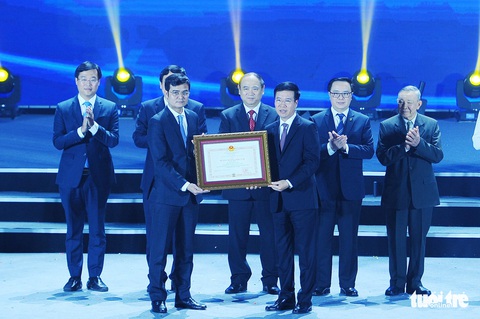 Hội Sinh viên Việt Nam đón nhận Huân chương Độc lập hạng nhất lần 2 - Ảnh 1. Hội Sinh viên Việt Nam đón nhận Huân chương Độc lập hạng nhất lần 2 - Ảnh 1.