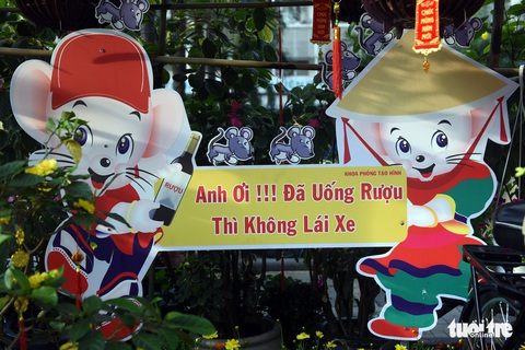 Đường hoa xuân cho bệnh nhân ở Bệnh viện Chợ Rẫy - Ảnh 7. Đường hoa xuân cho bệnh nhân ở Bệnh viện Chợ Rẫy - Ảnh 7.