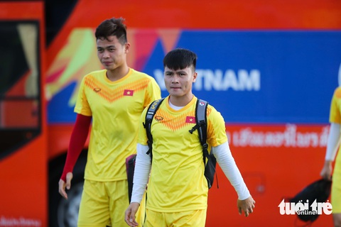 U23 Việt Nam tập rê dắt bóng trước trận gặp UAE - Ảnh 5. U23 Việt Nam tập rê dắt bóng trước trận gặp UAE - Ảnh 5.