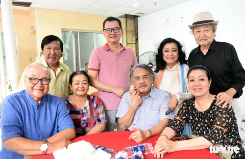 Nghệ sĩ tri âm: Thương kép chánh hát bội chạy xe ôm, mấy cô nữ đi giặt đồ - Ảnh 6. Nghệ sĩ tri âm: Thương kép chánh hát bội chạy xe ôm, mấy cô nữ đi giặt đồ - Ảnh 6.