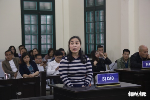 Bị cáo Vững là công an nhưng nhẫn tâm đẩy người khác vào tù - Ảnh 3. Bị cáo Vững là công an nhưng nhẫn tâm đẩy người khác vào tù - Ảnh 3.