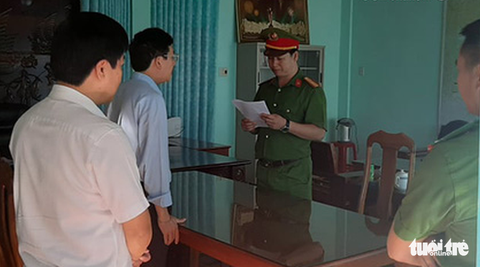 Bắt tạm giam chủ tịch huyện Đức Cơ để điều tra tội tham ô tài sản - Ảnh 1. Bắt tạm giam chủ tịch huyện Đức Cơ để điều tra tội tham ô tài sản - Ảnh 1.