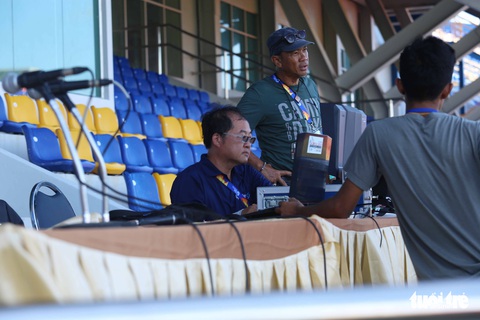Chùm ảnh: lắp đặt hệ thống VAR để phục vụ cho VCK U23 châu Á 2020 - Ảnh 5. Chùm ảnh: lắp đặt hệ thống VAR để phục vụ cho VCK U23 châu Á 2020 - Ảnh 5.