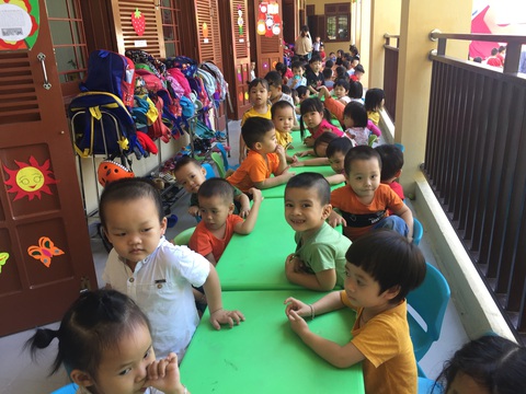 Đất đẹp dành để xây trường - Ảnh 1. Đất đẹp dành để xây trường - Ảnh 1.