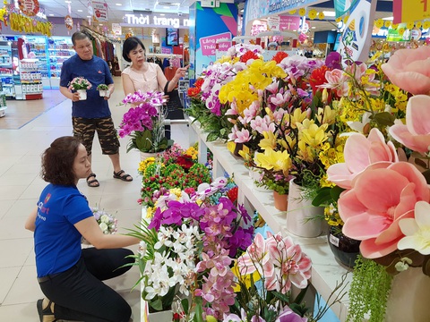 Đi siêu thị rinh Tết về nhà - Ảnh 1. Đi siêu thị rinh Tết về nhà - Ảnh 1.
