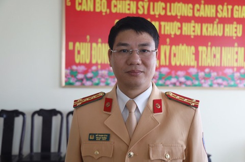 Phó cục trưởng Cục CSGT: Xử lý nghiêm xe vi phạm để đảm bảo người dân về quê ăn tết an toàn - Ảnh 1. Phó cục trưởng Cục CSGT: Xử lý nghiêm xe vi phạm để đảm bảo người dân về quê ăn tết an toàn - Ảnh 1.