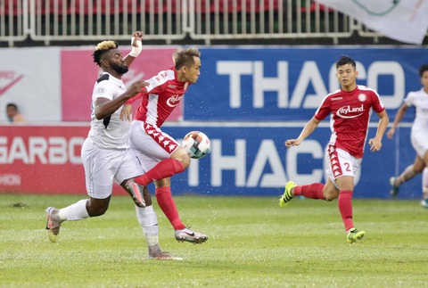 Thắng CLB TP.HCM 5-2, HAGL vào nhóm 8 đội tranh chức vô địch - Ảnh 3. Thắng CLB TP.HCM 5-2, HAGL vào nhóm 8 đội tranh chức vô địch - Ảnh 3.