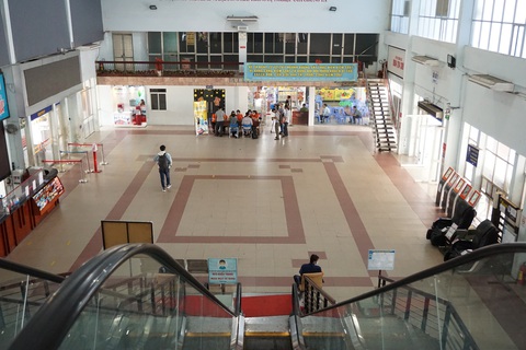 Ga Sài Gòn: Hàng chục ngàn vé tàu tết đã được bán qua mạng - Ảnh 3. Ga Sài Gòn: Hàng chục ngàn vé tàu tết đã được bán qua mạng - Ảnh 3.