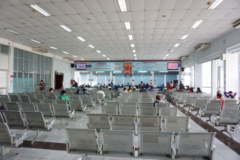 Ga Sài Gòn: Hàng chục ngàn vé tàu tết đã được bán qua mạng - Ảnh 1. Ga Sài Gòn: Hàng chục ngàn vé tàu tết đã được bán qua mạng - Ảnh 1.