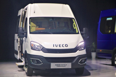 Thaco ra mắt xe Mini Bus Iveco Daily - Ảnh 1. Thaco ra mắt xe Mini Bus Iveco Daily - Ảnh 1.
